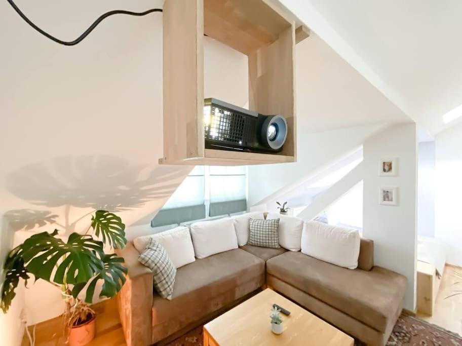 Schoene Ferienwohnung Mit Blick Ueber Stadtwald Lipsia Esterno foto